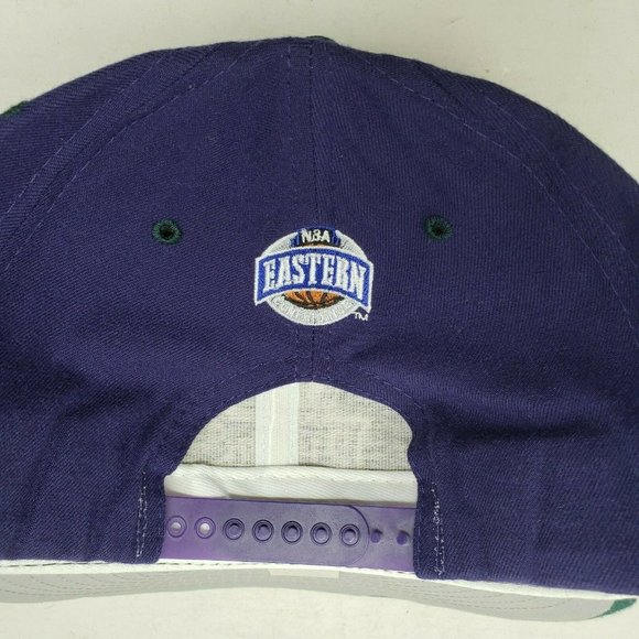 81AtRyLPX3L._AC_SY350_QL65_.jpg Vintage Milwaukee Bucks SnapBack Hat Cap Mens Basketball NBA New Era Pro Model